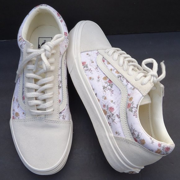 Vans Shoes - SIZE 9.VANS Suede leather & Canvas sneakers Shoes.